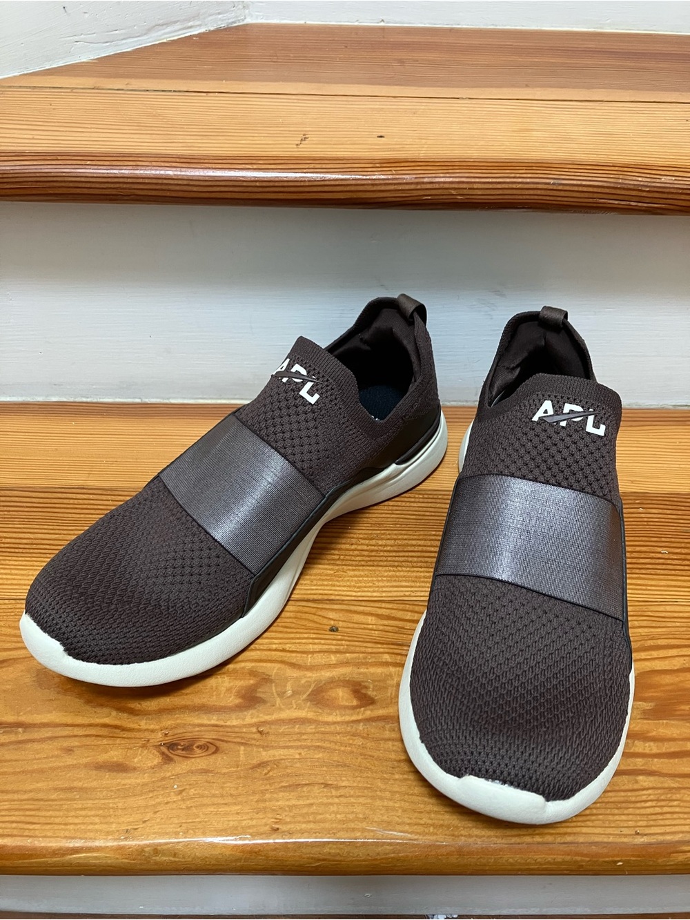 APL Techloom Bliss Chocolate Brown Running Shoes Sneakers Slip On Womens 8.5
